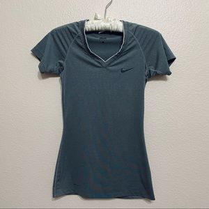 NIKE PRO Fitted DRI-FIT T-Shirt